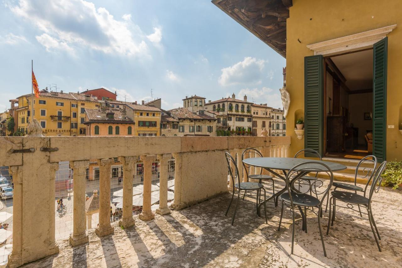 Domus La Costa Apartment Verona Exterior photo